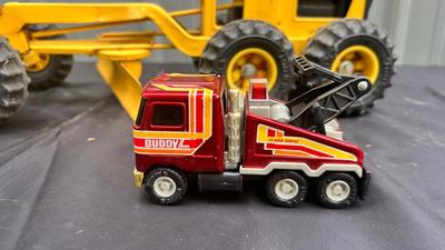 TONKA ROAD GRADER AND TONKA TOW TRUCK
