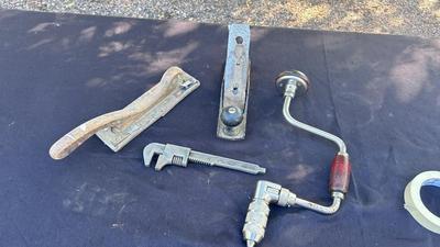 CRAFTSMAN HAND DRILL, PIPE WRENCH, SANDER & DUNLAP PLANER