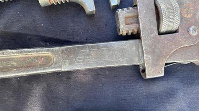 PIPE WRENCHES