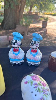VINTAGE SALT & PEPPER SHAKERS