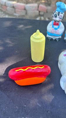 VINTAGE SALT & PEPPER SHAKERS