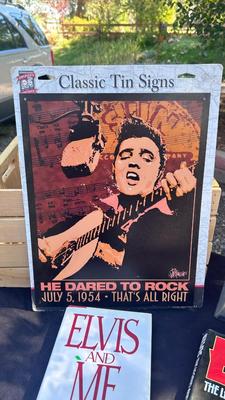 OH ELVIS! WHAT A DREAM BOAT!