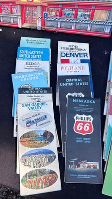 RETRO DINER SIGN, JUKEBOX SIGN, & VINTAGE ROAD MAPS