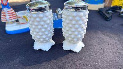 VINTAGE SALT AND PEPPER SHAKERS, TOOTHPICK HOLDERS, AND TIN SIGN