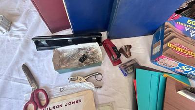 VARIETY OF OFFICE SUPPLIES