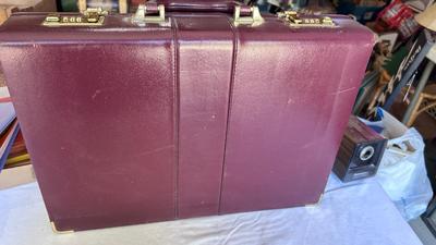 NICE BRIEFCASE AND OFFICE SUPPLIES