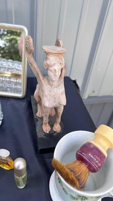 OLD PERFUME BOTTLES, DECOR. AND BATHROOM ITEMS
