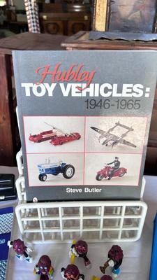 KNOWLEDGEABLE BOOKS ON DIFFERENT TOYS, CALIFORNIA RAISINS AND MORE!