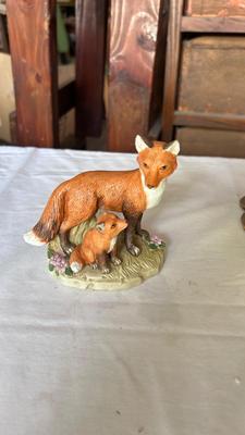 THE FOX AND THE HOUNDS
