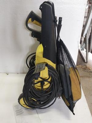 KARCHER HIGH PRESSURE WASHER WITH MANUEL