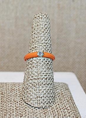 Size 6 Bright ORANGE Enamel Style Ring with Single Round Stone (2.0g)