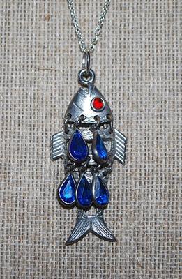RED EYED Segmented SILVERFISH PENDANT (2" X 1") WITH 5 Blue TEARDROP DANGLE Accent Stones & Silver Tone Necklace Chain...