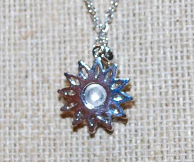 12 Point "Sunflower Star" PENDANT (¾" Diam.) on a Silver Tone Necklace Chain 18" L