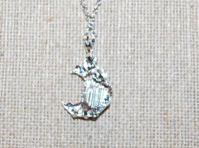 Swirled Quarter Moon Designed PENDANT (1" x ¾") with Clear Round Stone Accent on a Silver Tone Necklace Chain 18" L