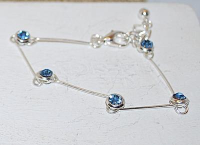 Light Blue Stones and Silver Tone NECKLACE (17" L) & BRACELET (1¾" Circ.) Set with Lobster Clasps