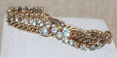Beautiful "Diamond-Style" BRACELET (6" Circumference) with Gold Tone CHAIN LINK Band & Snap Lock Clasp