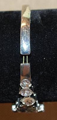 Vintage Style BLACK & CLEAR Stones Bracelet (2½" Circ.) with Elastic Pull Opening