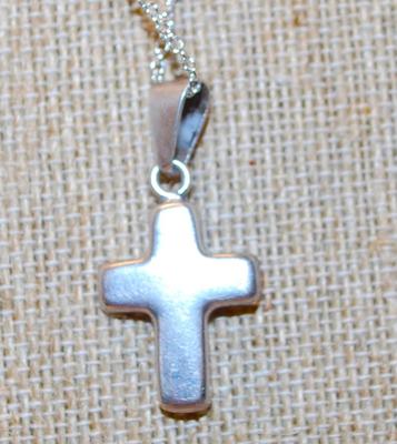 .925 Silver Acrylic Flower Cross PENDANT (¾" x ½") on a Silver Tone Necklace Chain 18" L