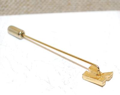 VINTAGE Gold Tone SCARF/HAT PIN (2½") with the Letter "K"