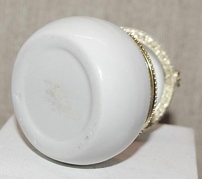 Petite Round HINGED Purple Violets Trinket Box 1½" Circ. x 2" H with Gold Tone Accents