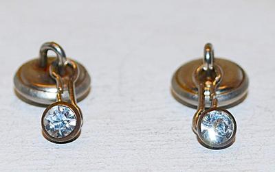 VINTAGE 1950's or 1960's Single Clear Round Stone CUFFLINKS (¾") on a Silver Tone Setting