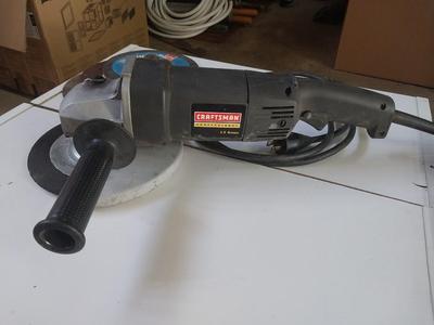 ANGLE GRINDER AND GRIINDERS