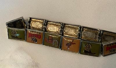 Sale Photo Thumbnail #315: .