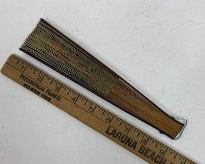 Vintage / Antique Folding Paper Hand Fan