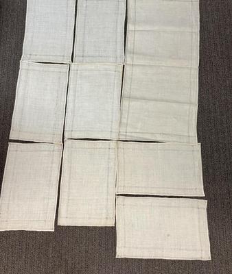 Vintage Linen 8 Placemats and 1 Table Runner