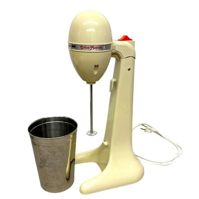 Sale Photo Thumbnail #750: Vintage Hamilton Beach Mixer/Blender Model 727 Scovill Tested/Works
Creme colored, comes with cup