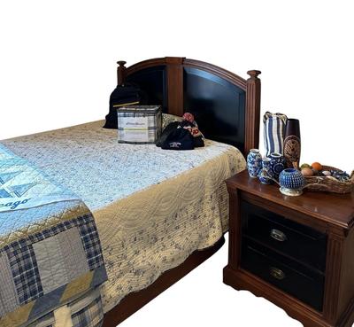 Furniture -Queen size Bed & bedding - Side table listed separately