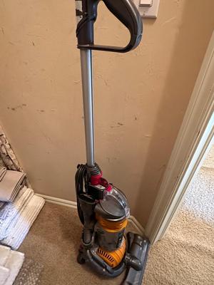 Appliances - Dyson DC 24