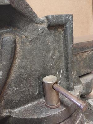 NUMBER 6 VISE