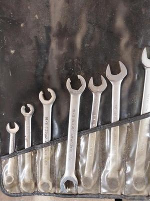 SET OF BLACKHAWK WRENCHES