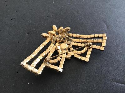 Beautiful Vintage Aurora Borealis Vintage Brooch / Pendant
