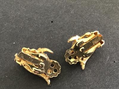 Vintage Clip on Earrings
