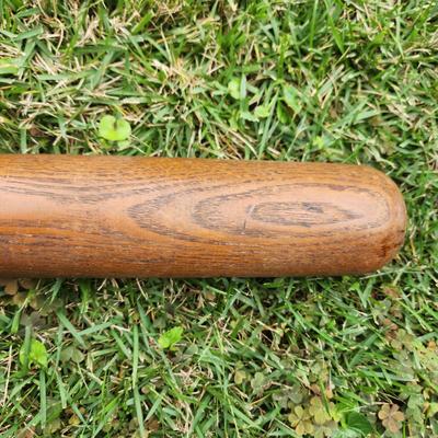 Vintage Hillerich & Bradsby H & B Baseball Bat No. 9 Leader Babe Ruth Model 35"