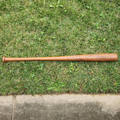 Vintage Hillerich & Bradsby H & B Baseball Bat No. 9 Leader Babe Ruth Model 35"
