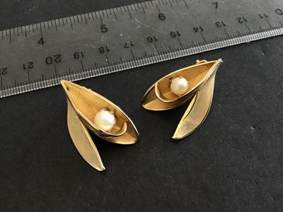 Vintage Clip on Earrings