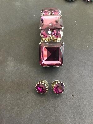 Pretty Bracelet With Earrings