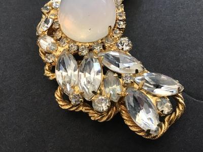 Rhinestone High Domed Clear Rhinestone Center is Lucite Stone