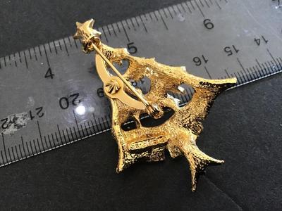 Gerry’s Vintage Christmas Tree Brooch