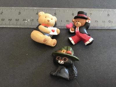 Vintage Holiday pins