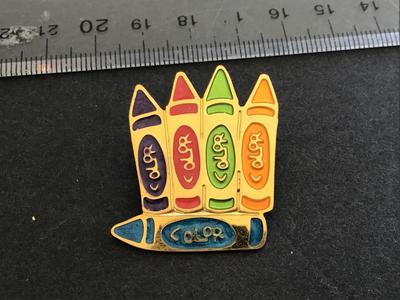 Crayon pin