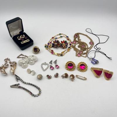 Sale Photo Thumbnail #852