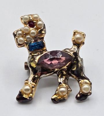 LOT 90: Sterling Silver Jewelry Including Bangle Bracelet with Matching Ring, Chain, and Poodle Pin /21.6 gtw