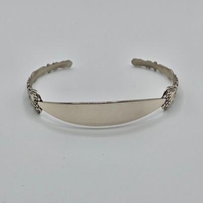 LOT 95: Sterling Silver Cuff Bracelets / 28.9 Grams