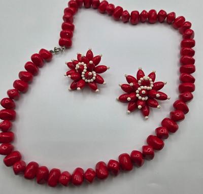 LOT Variety of Vintage Jewelry Including Beaded Necklaces, Clip Earrings, and More