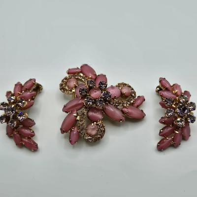 LOT 109: Beautiful Vintage Multi Strand Necklace with Matching Clip Earrings, Brooch with Matching Clip Earrings, and Bracelet with...