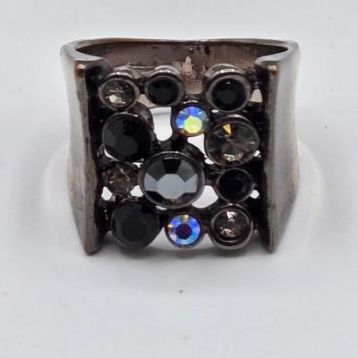 LOT 113: Vintage Necklaces, Bracelet, Ring, and Brooche